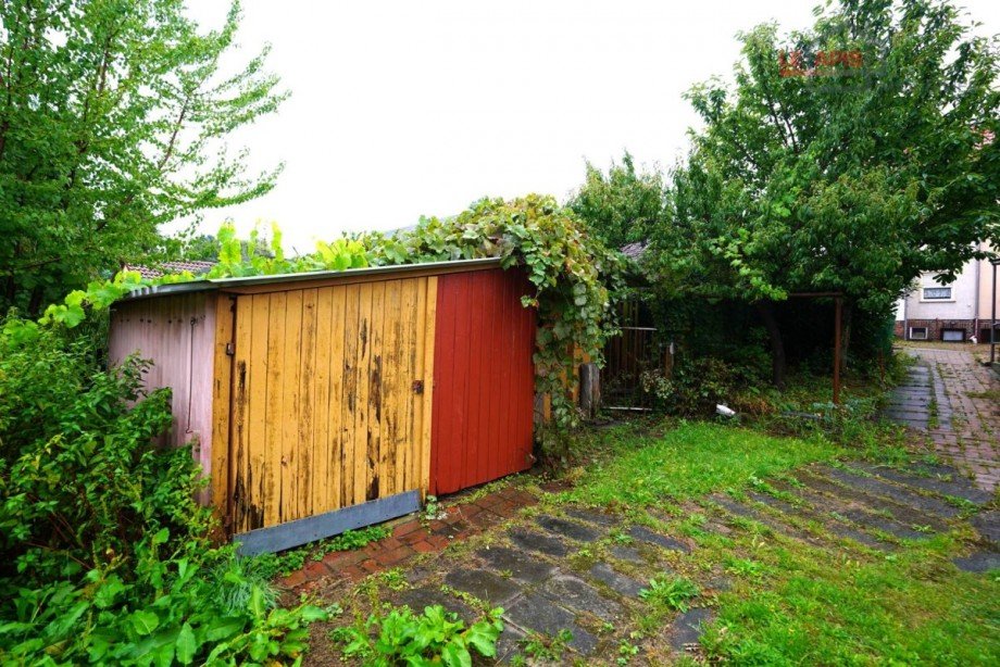 Schuppen hinten Reihenendhaus Kitzscher