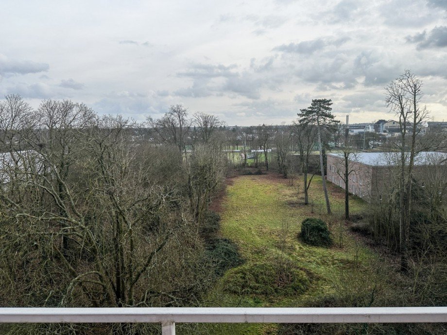 Ausblick vom Balkon Maisonettewohnung Neuss