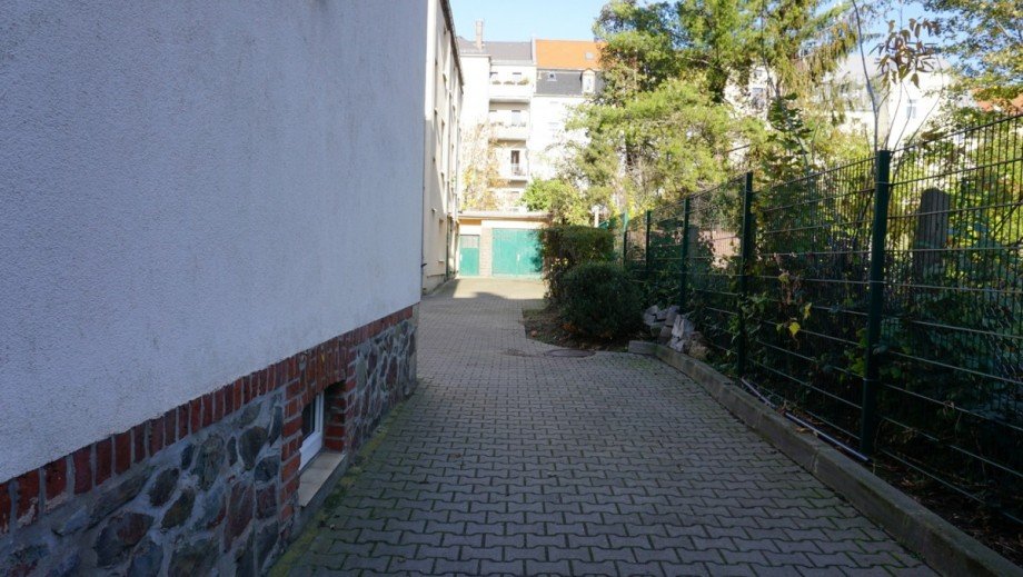 Hofeinfahrt Etagenwohnung Leipzig / Kleinzschocher