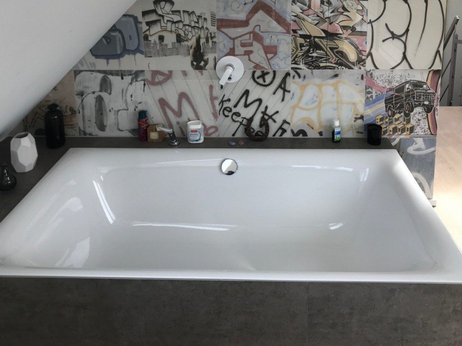 Badewanne im Schlafbereich Maisonettewohnung Dsseldorf / Itter